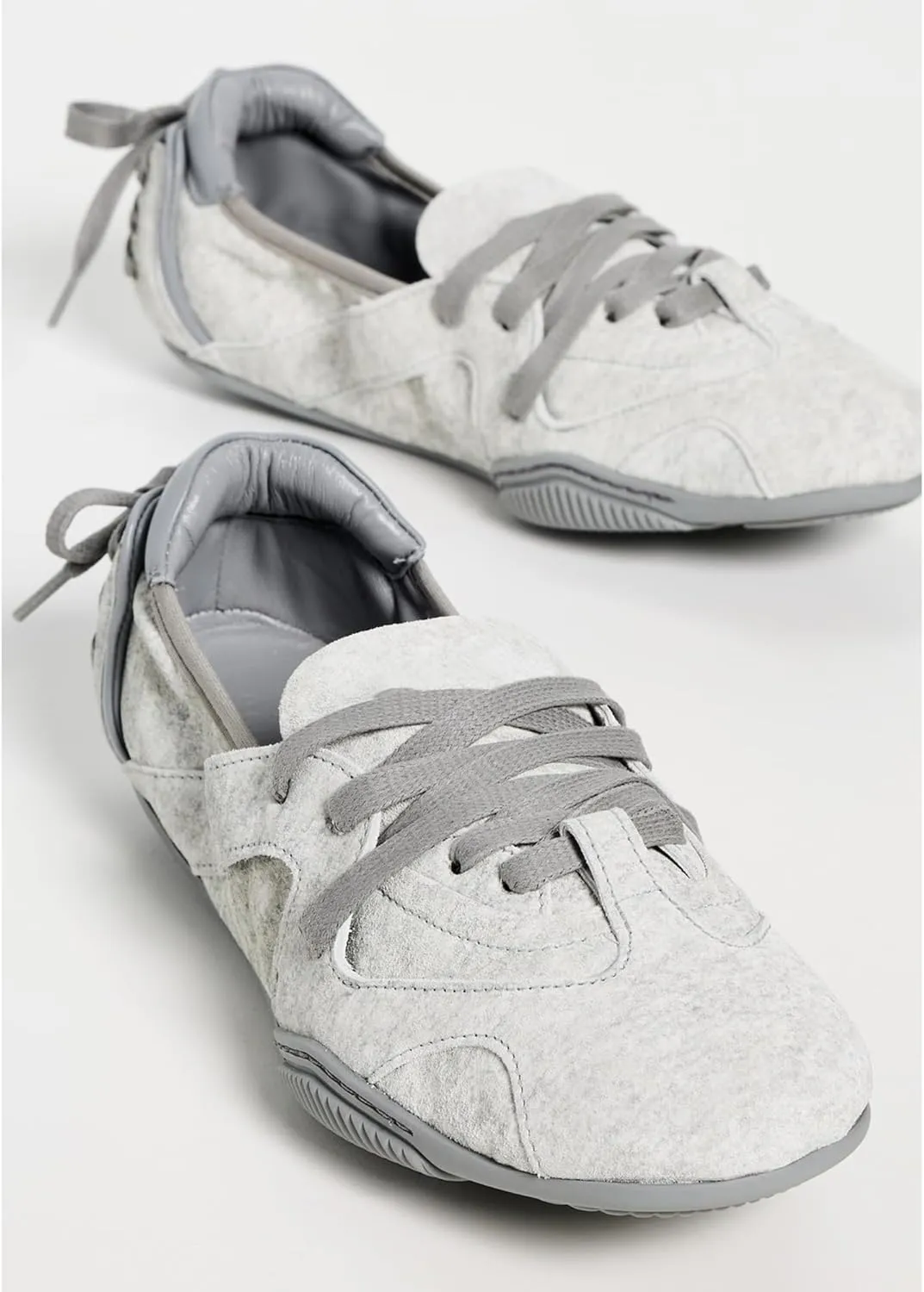 Arqa Women's Lace-up Leather Casual Sneakers Ballet Silhouette Crafted in Leather Cracked Finish Decorative Lacing Back Flat Sneakers Comfortable Outgoing Tennis Walking Shoes