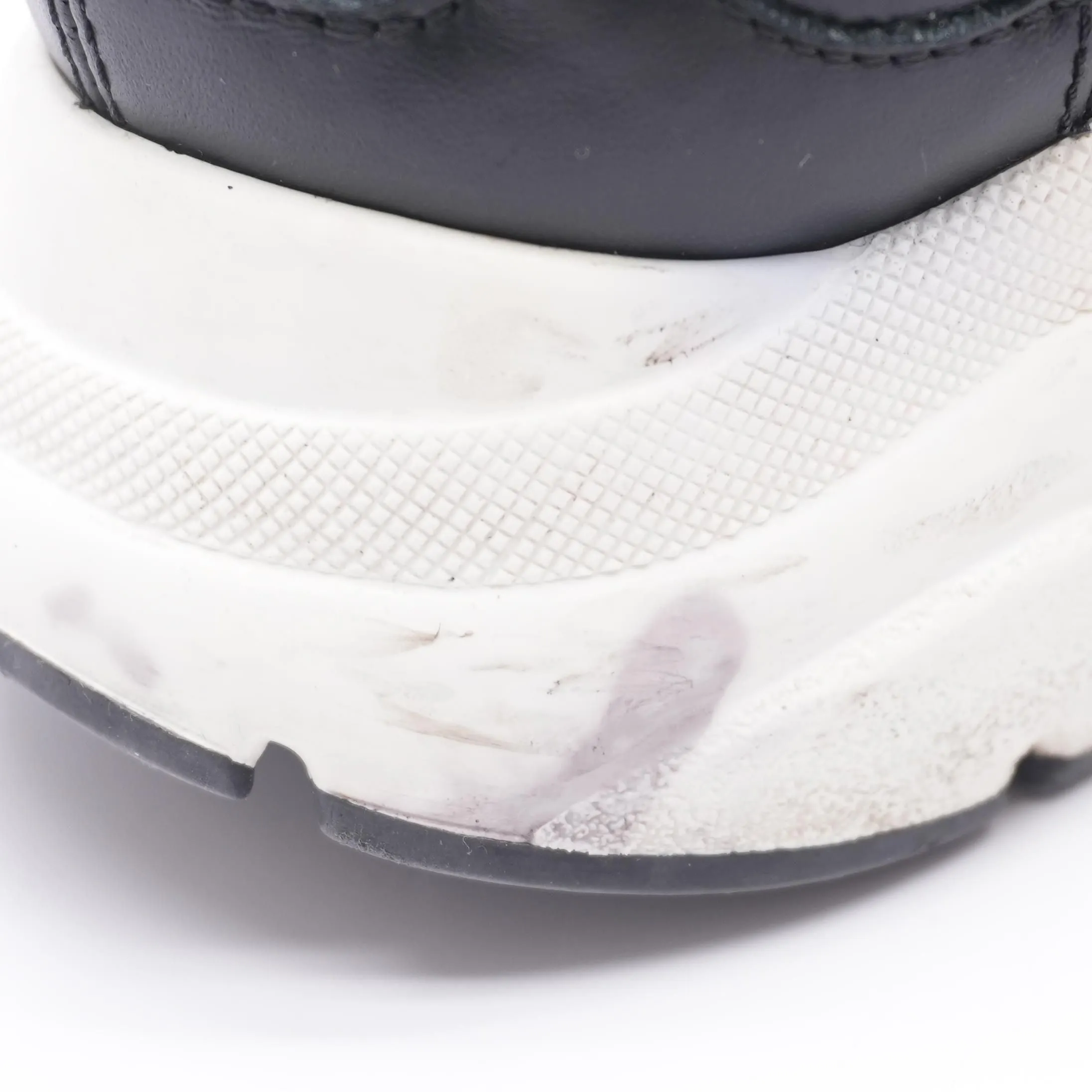 B 20 Black Low Top Sneaker
