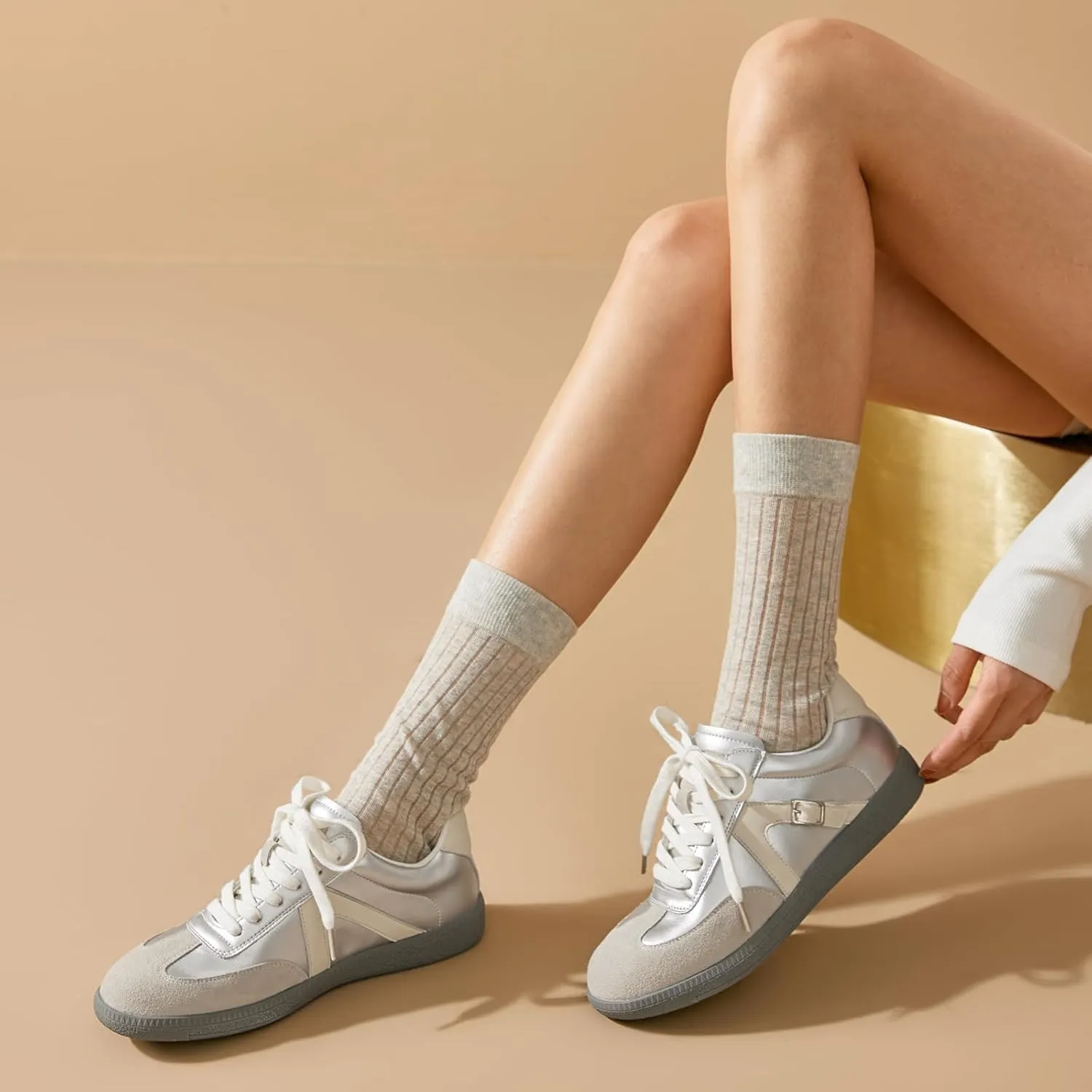 BEAU TODAY Women’s Flat Sneakers, Retro Comfortable Lace-up Fashion Sneakers for Women, Buckle Decoration Casual Leather Walking Shoes
