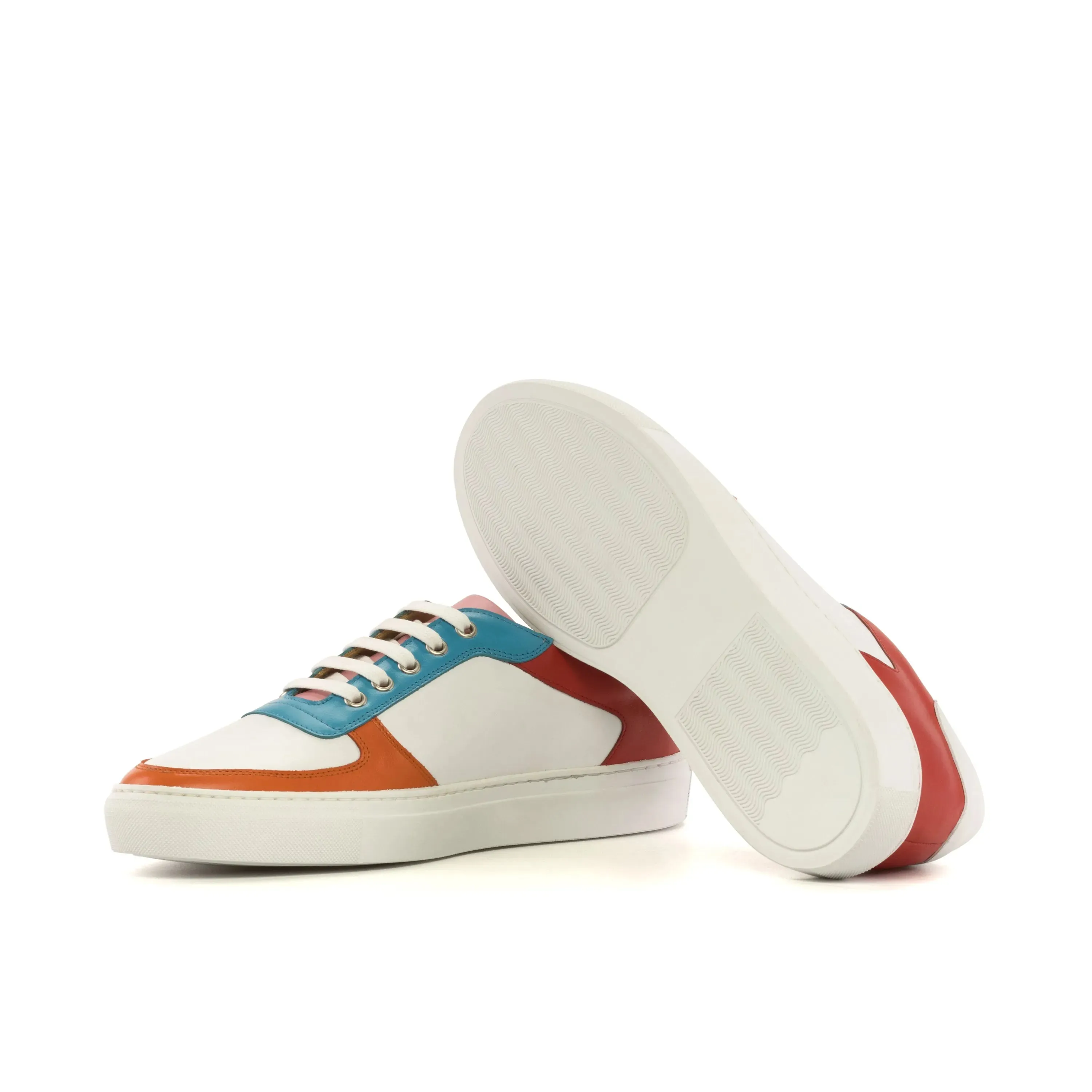Castor Low Top Sneaker