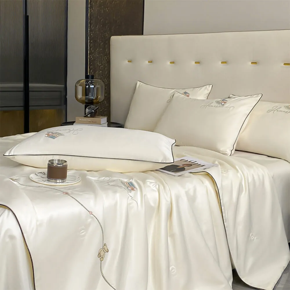 Cooling Ice Silk Quilt Skin-Friendly Breathable Bed Sheet Set with Blanket