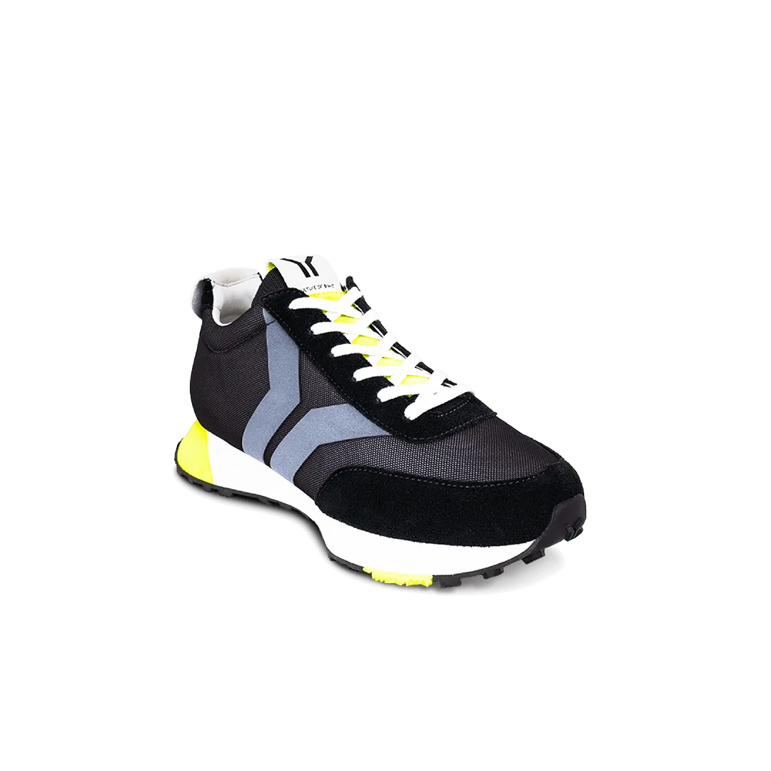 Culture Of Brave Collab Runner Beluga