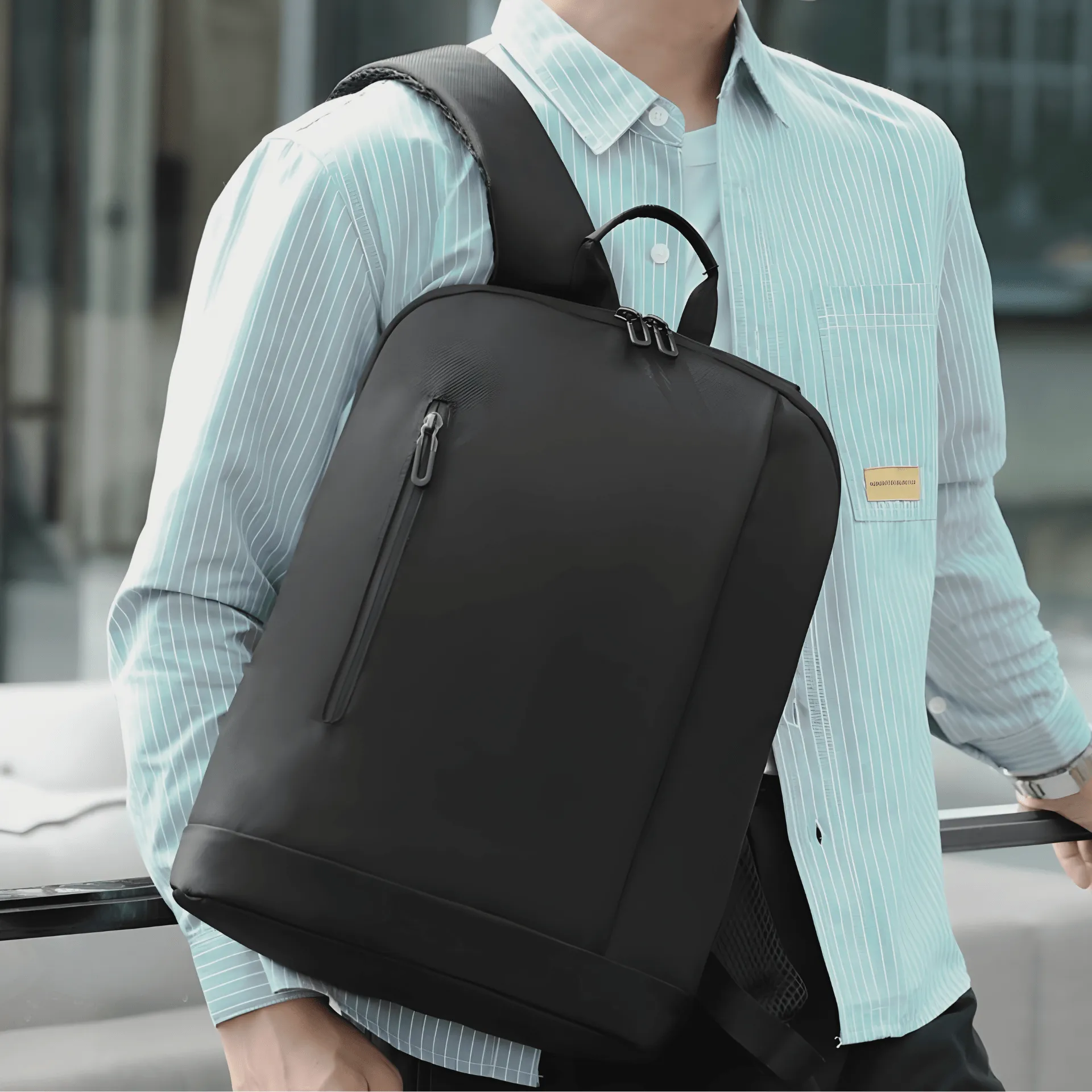 Dakar - Lightweight and Flat Backpack
