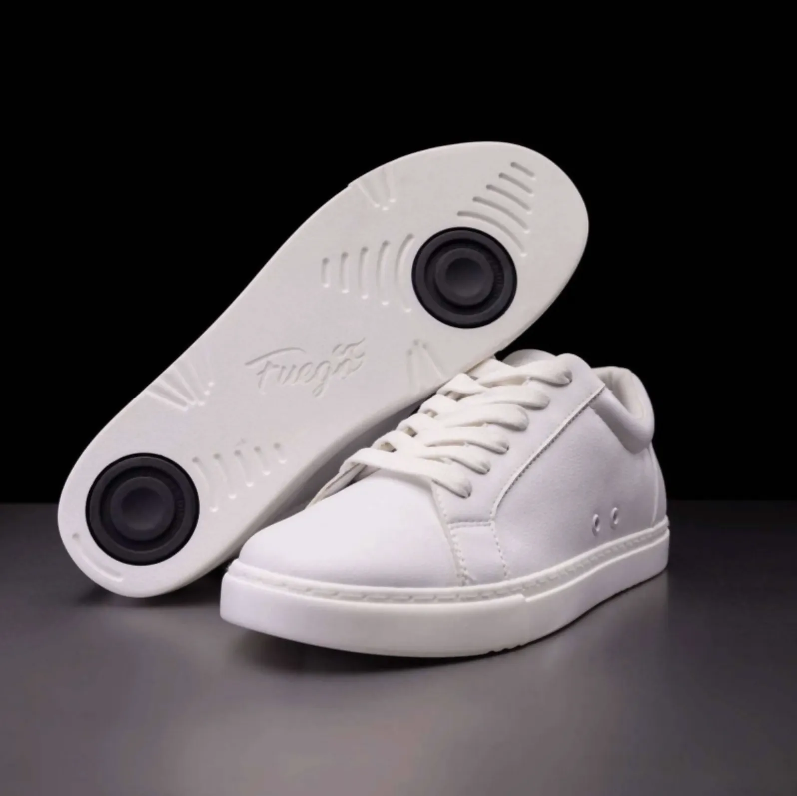 Fuego Low-Top Sneaker mit Drehpunkten (Gr. 42.5)
