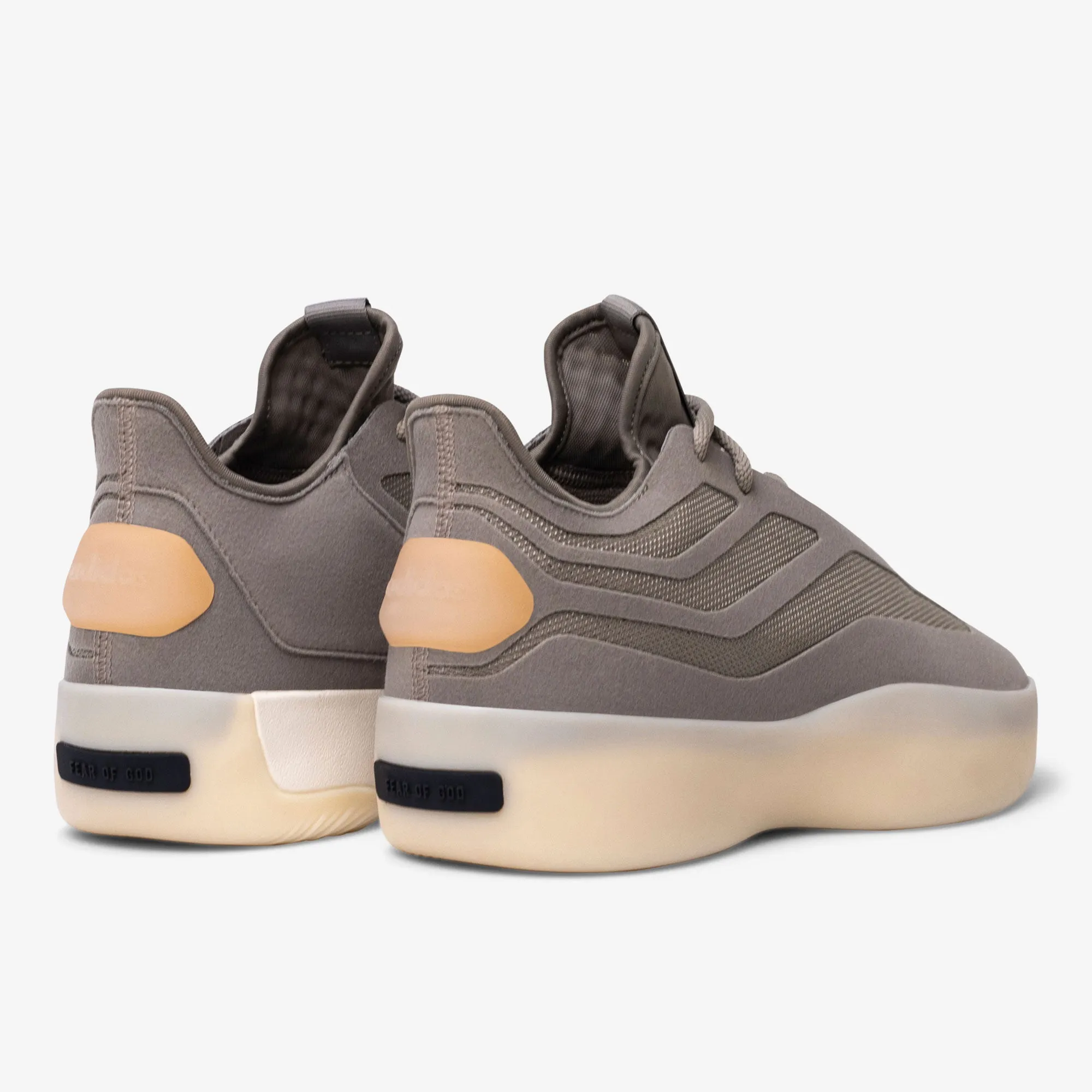 II Basketball Low