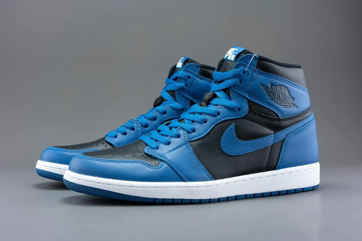 Jordan Unisex-Adult Sneaker