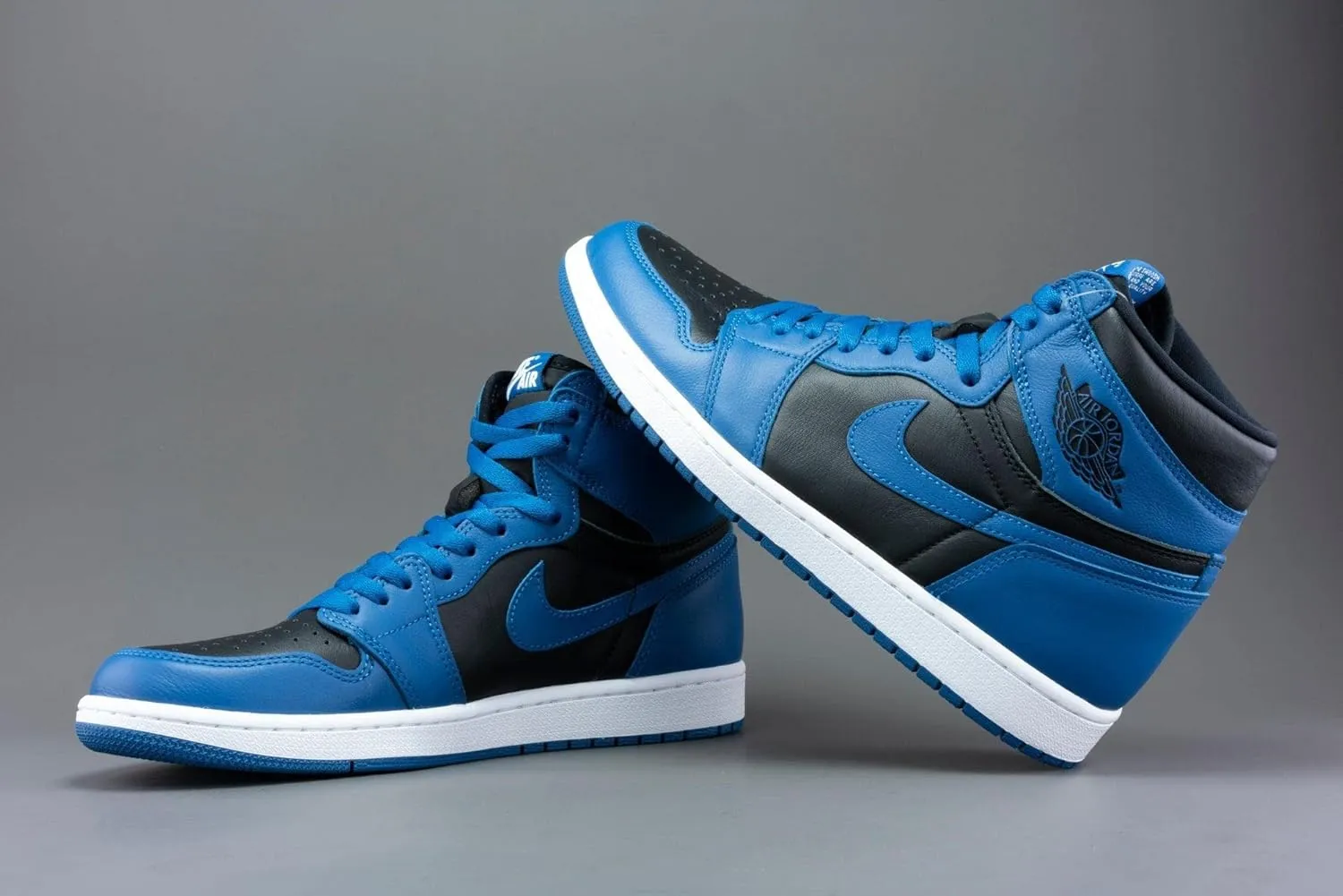 Jordan Unisex-Adult Sneaker