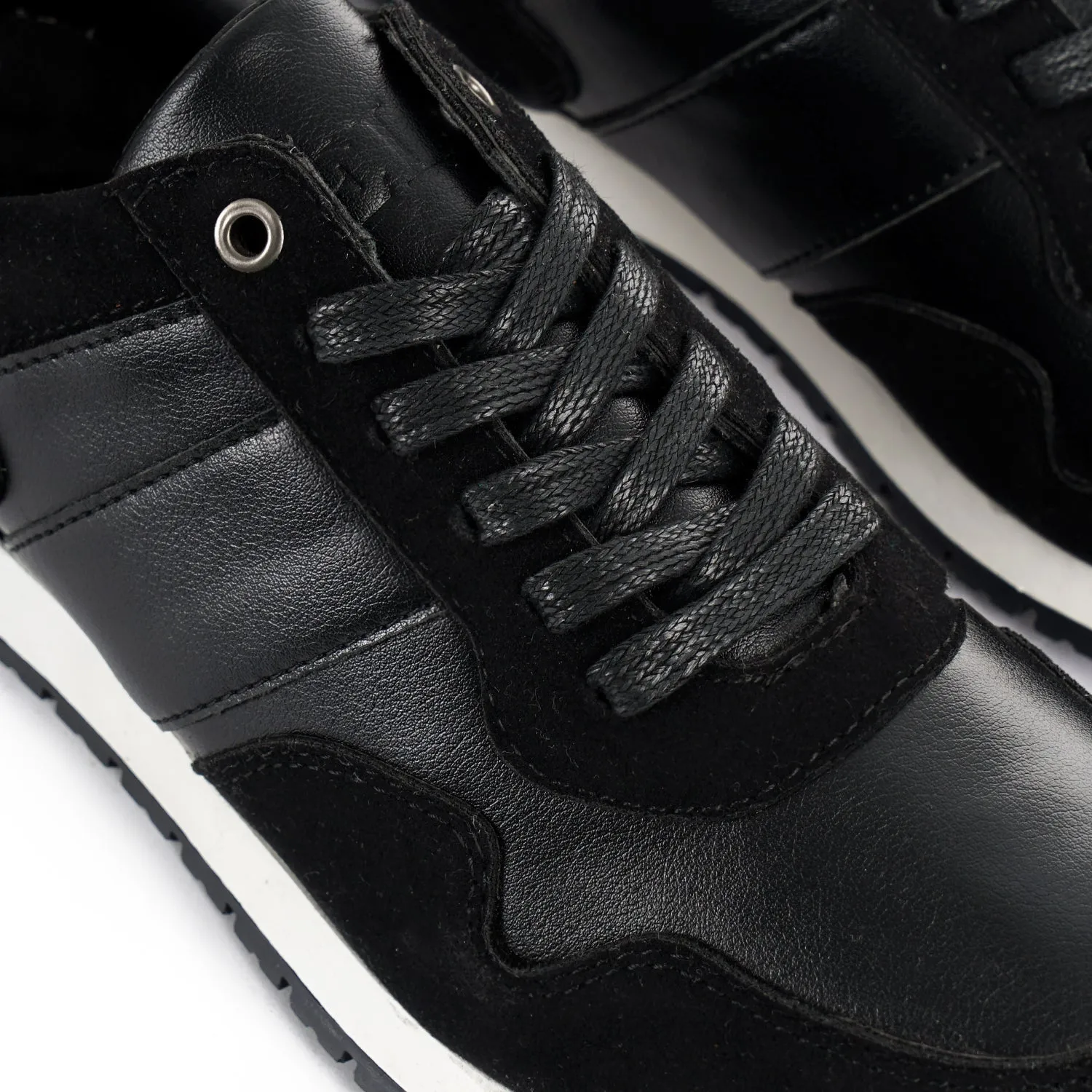 Low Top Laced Sneaker