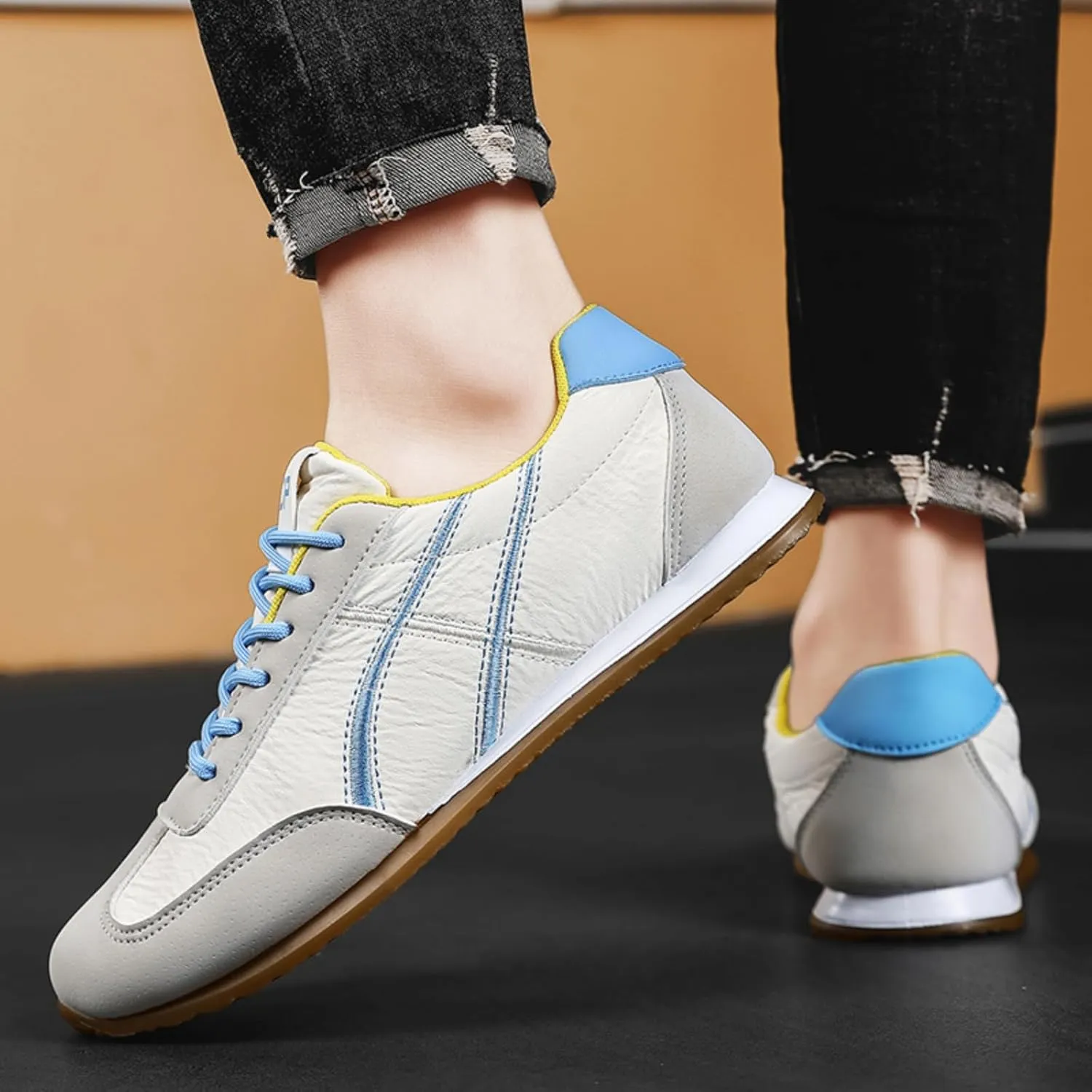 Men's Lightweight Skateboarding Shoes Breathable Anti-Slip Rubber Sole for Daily Active Wear Urban Mobility & Street Training