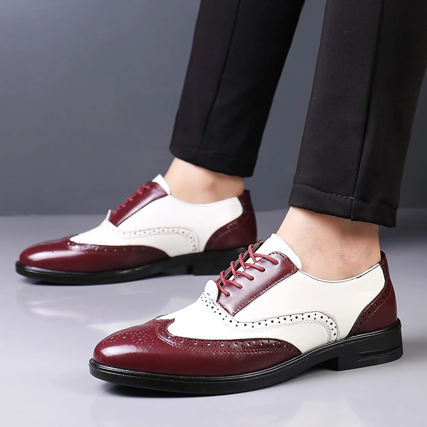 Men's Patchwork Two Tone Brogue Oxfords Shoes Fashion Hand Stitched Leather Dress Shoes Round-Toe Lace up Low Top Business Formal Derby Shoes