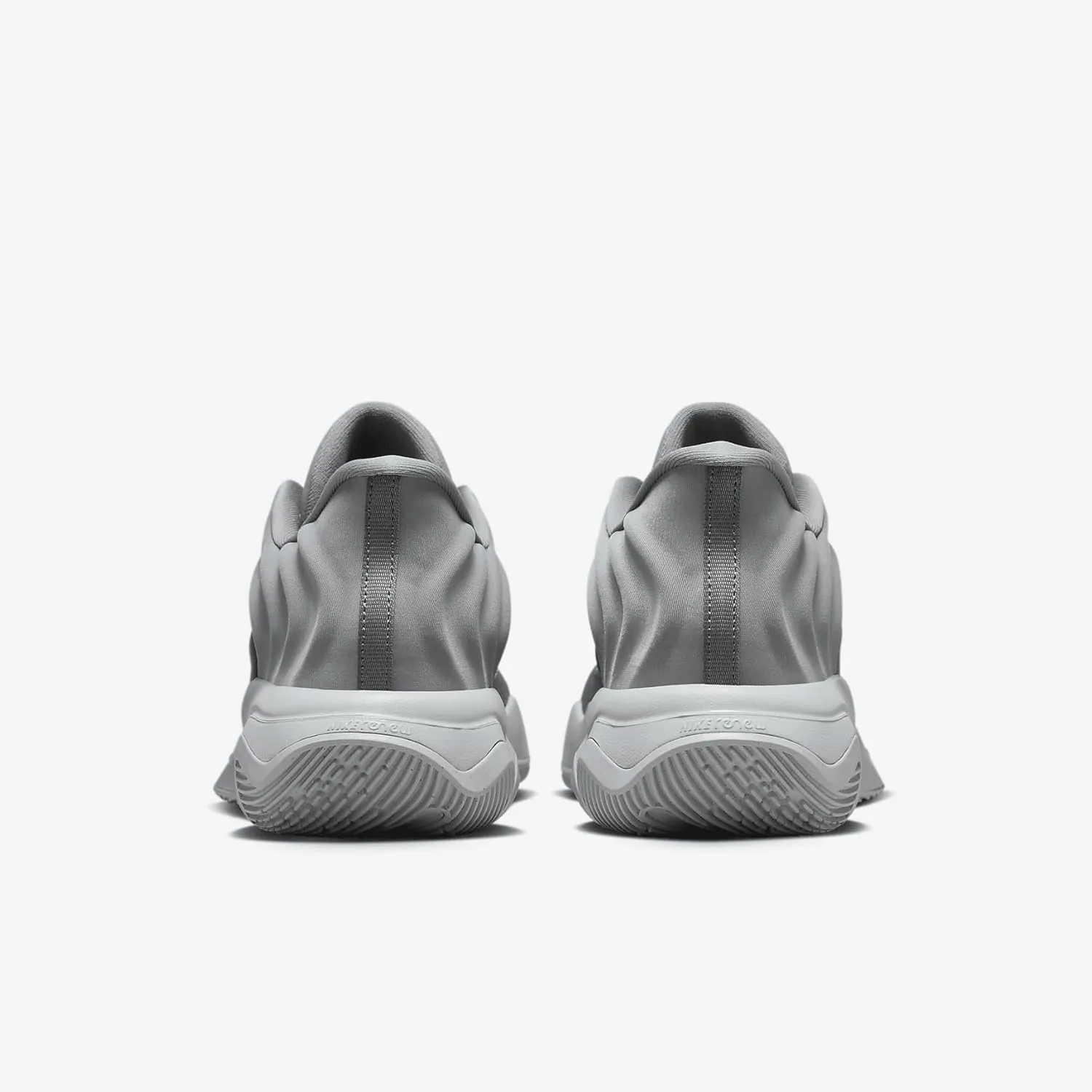 Nike Unisex-Adult Giannis Immortality 4 Basketball Shoes Sneaker