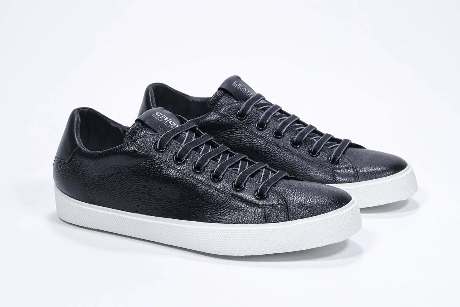 PURE | Black - Low Top - Men