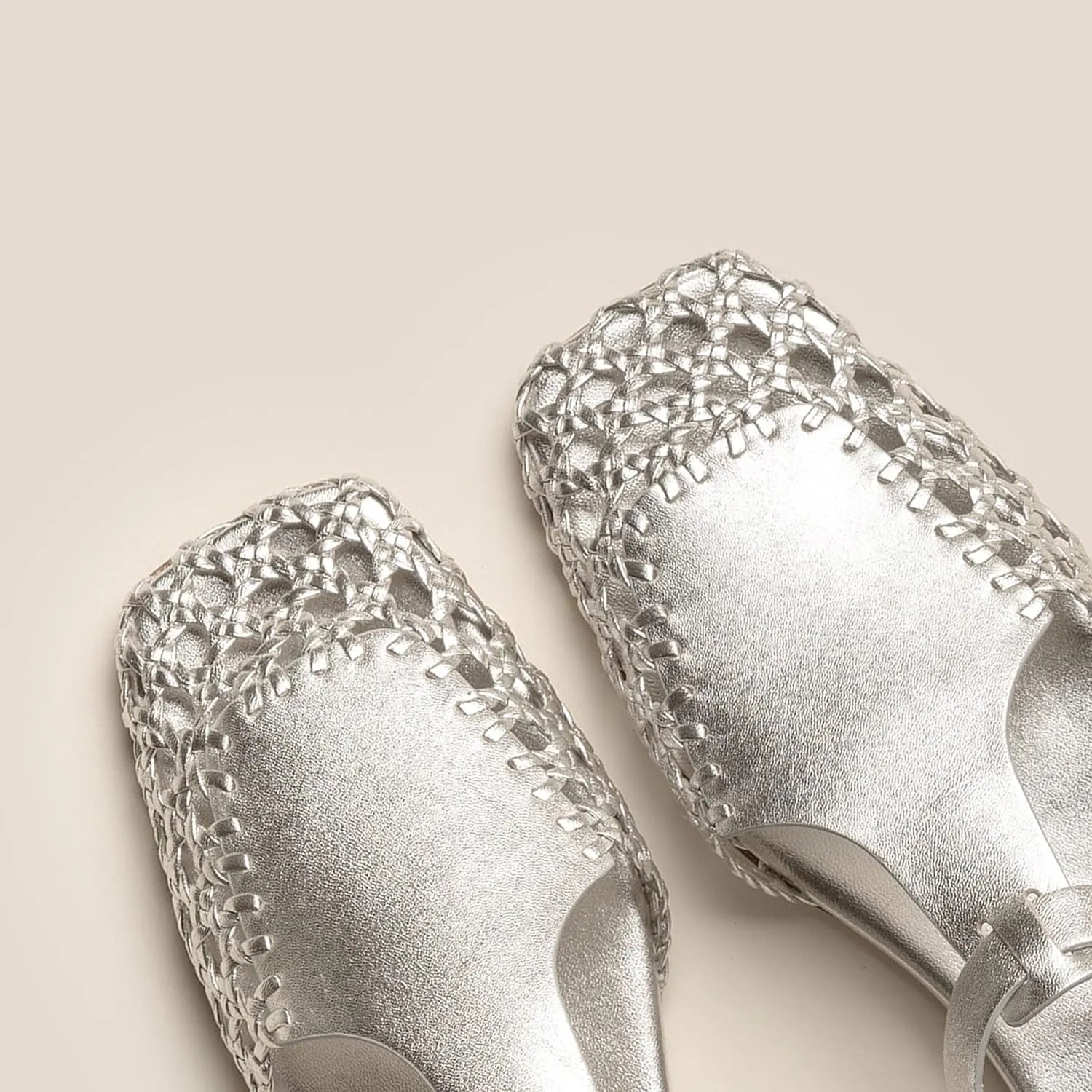 Slingback Flats for Women Braided Sandals Dressy Woven Strappy Shoes, Breathable and Elegant Fashionable Design Highlighting Charm