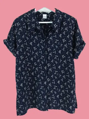 Vintage 90's ladies lightweight short sleeve navy printed button down shirt