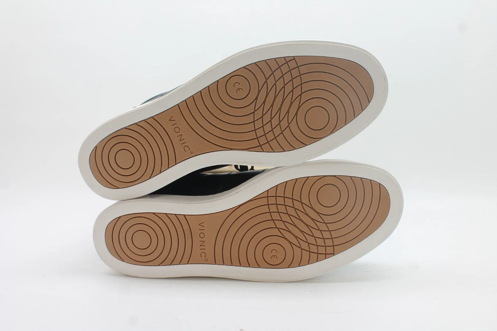 Vionic Lucas II Men's Sneakers Floor Sample
