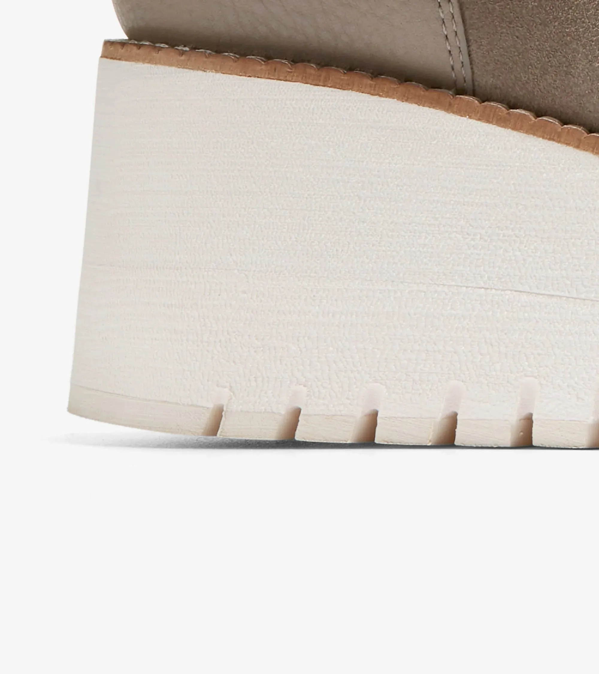 ZERØGRAND CITY WEDGE HIKER WP